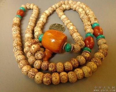 菩提佛珠的价格波动:如何把握时机?